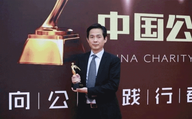 Yestar藝星15年傾心公益事業(yè),讓愛與美力共同前行!-易網(wǎng)健康<a href=http://www.weilaijie.cn/jkys/ target=_blank class=infotextkey>養(yǎng)生</a>網(wǎng) Yestar藝星15年傾心公益事業(yè),讓愛與美力共同前行!