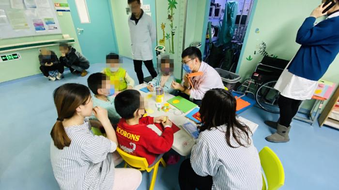 首都兒研所醫務社會工作每年服務患兒超1萬人次-易網健康<a href=http://www.weilaijie.cn/jkys/ target=_blank class=infotextkey>養生</a>網 首都兒研所醫務社會工作每年服務患兒超1萬人次