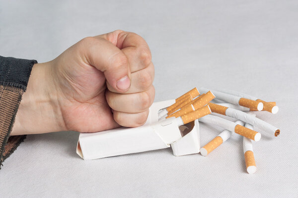 長期吸煙的人,大多是得什么病死的?-易網健康養生網 長期吸煙的人,大多是得什么病死的?