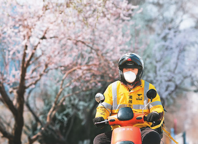 外賣封簽,守護“舌尖安全”(網上中國)-易網健康<a href=http://www.weilaijie.cn/jkys/ target=_blank class=infotextkey>養生</a>網 外賣封簽,守護“舌尖安全”(網上中國)