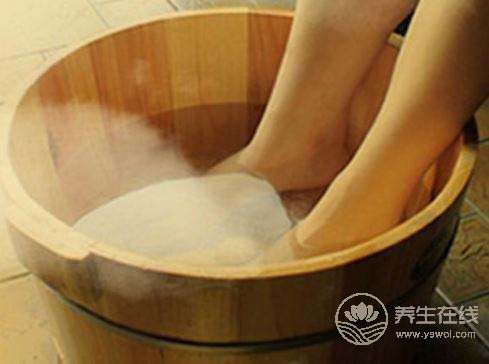 冬季養生要泡腳，舒筋活血好處多