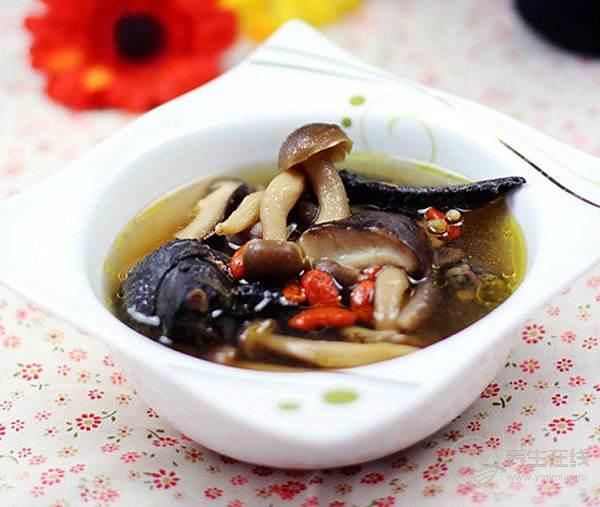 烏雞有什么營養，烏雞的營養比普通雞肉高嗎？