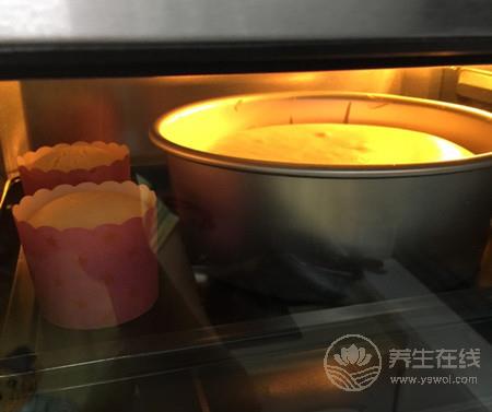 簡單快捷的戚風蛋糕做法-易網健康養生網 簡單快捷的戚風蛋糕做法