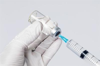 海參云耳豬腸湯 滋潤肌膚
