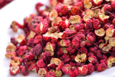 每天用花椒敷肚臍堅(jiān)持半個(gè)月會(huì)有好處