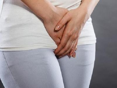 女性白帶異常會(huì)怎樣 女性陰部瘙癢是什么原因引起的