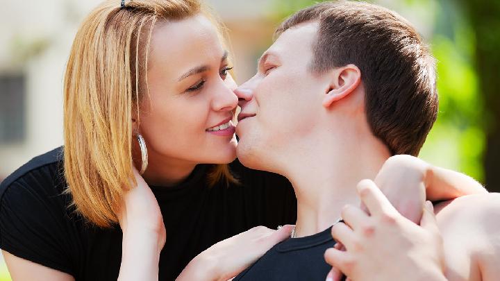女性快速性高潮的方法有什么？2分鐘可讓女人性高潮震顫的教程