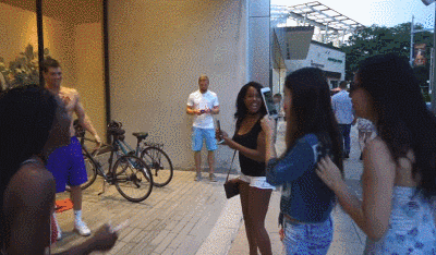 男人好身材對妹子的吸引力有多大？健身小哥街頭實(shí)驗(yàn)
