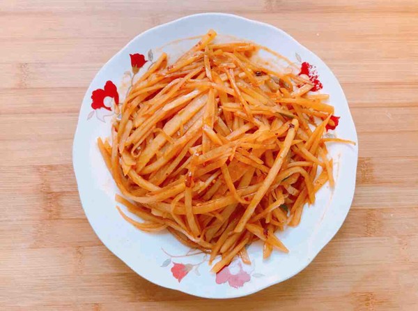 家庭版醬油土豆絲，好吃又營養(yǎng)的家常菜，做法簡單附詳細教程的做法-咸鮮味炒菜譜