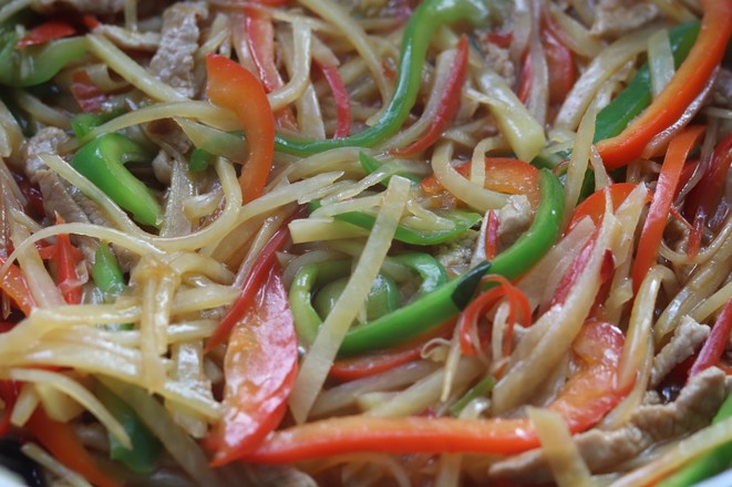 魚香土豆肉絲的做法-魚香味炒菜譜