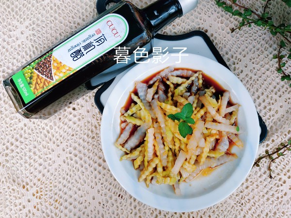 酸甜青瓜涼皮的做法-酸甜味拌菜譜-易網健康養生網 酸甜青瓜涼皮的做法-酸甜味拌菜譜