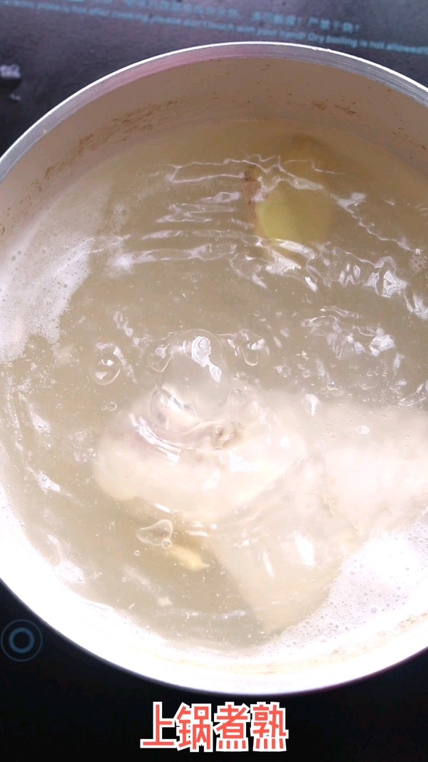黃瓜拌雞絲的做法-酸辣味拌菜譜-易網(wǎng)健康養(yǎng)生網(wǎng) 黃瓜拌雞絲的做法-酸辣味拌菜譜