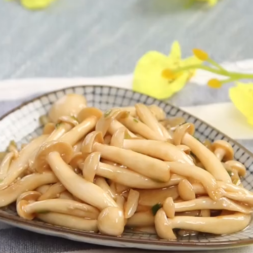 素炒白玉菇的做法-家常味炒菜譜-易網健康養生網 素炒白玉菇的做法-家常味炒菜譜