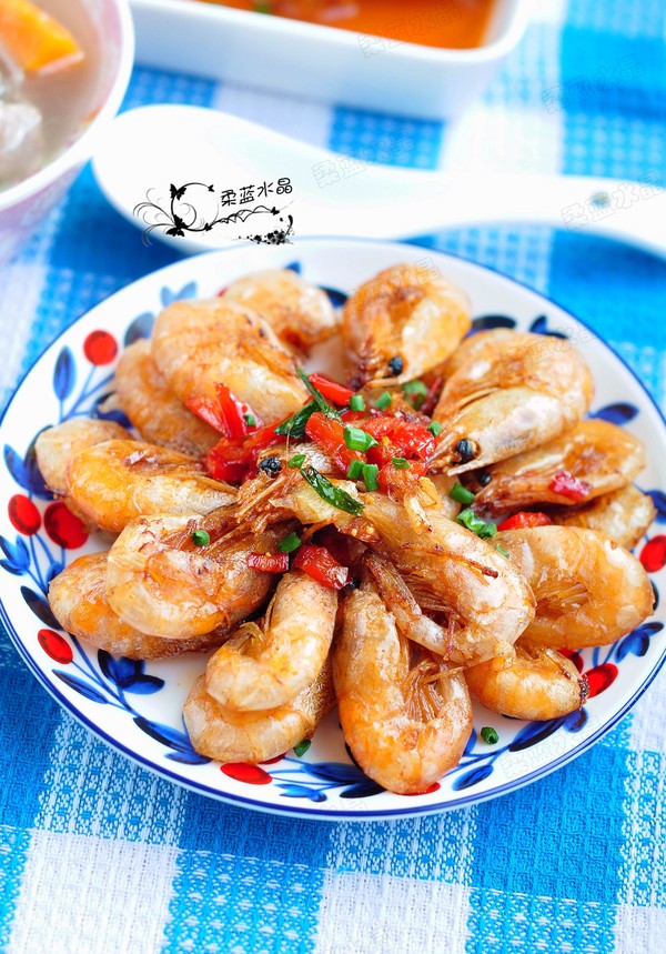 香酥北極蝦的做法-家常味炸菜譜-易網(wǎng)健康養(yǎng)生網(wǎng) 香酥北極蝦的做法-家常味炸菜譜