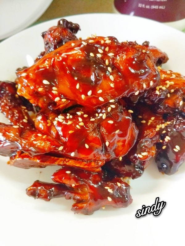 無油紅燒雞翅的做法-咸鮮味燒菜譜-易網健康養生網 無油紅燒雞翅的做法-咸鮮味燒菜譜