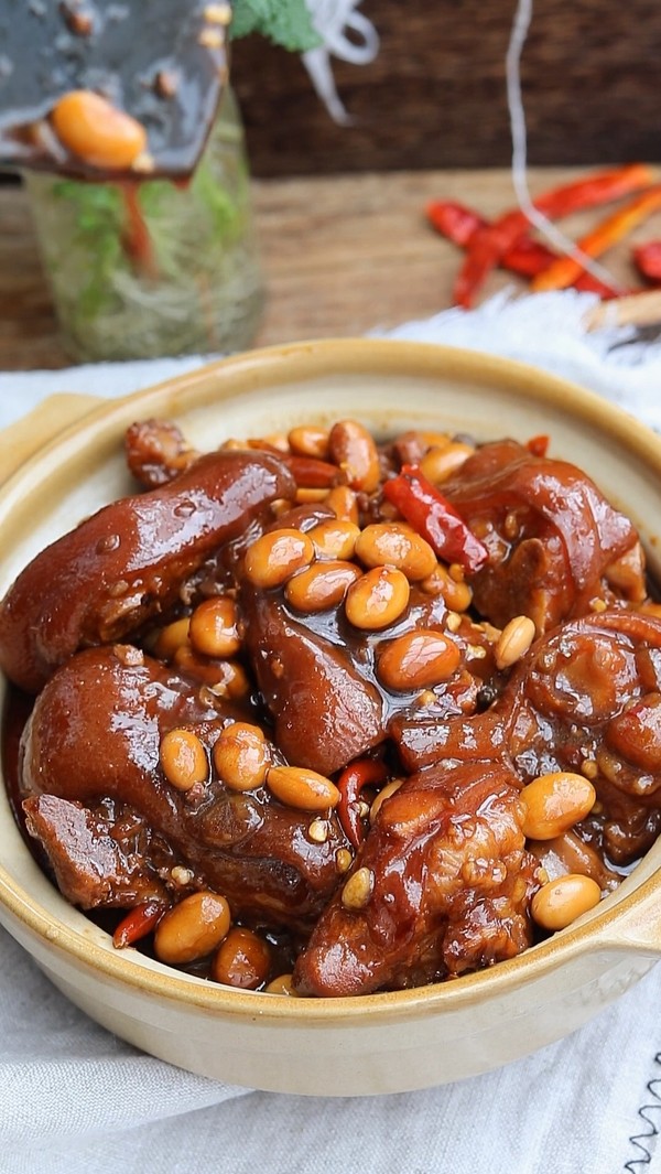 黃酒燜豬蹄的做法-家常味燜菜譜-易網(wǎng)健康養(yǎng)生網(wǎng) 黃酒燜豬蹄的做法-家常味燜菜譜