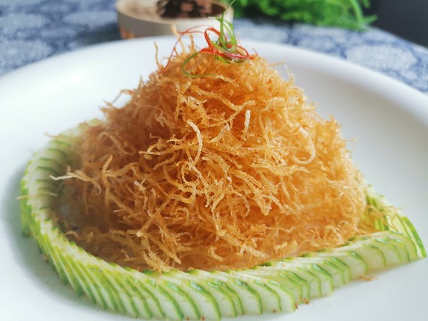 土豆松的做法-香辣味炸菜譜-易網健康養生網 土豆松的做法-香辣味炸菜譜