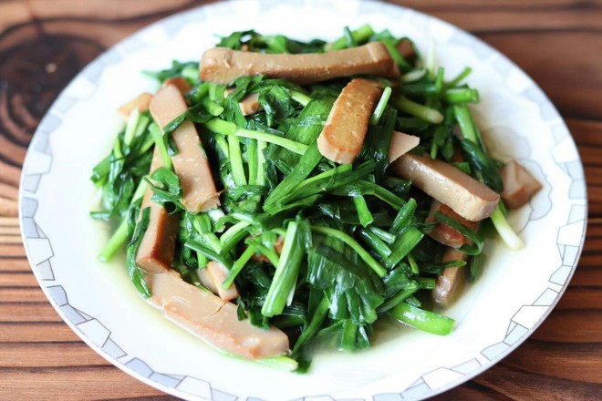 韭菜炒雞蛋干的做法-家常味炒菜譜-易網(wǎng)健康養(yǎng)生網(wǎng) 韭菜炒雞蛋干的做法-家常味炒菜譜
