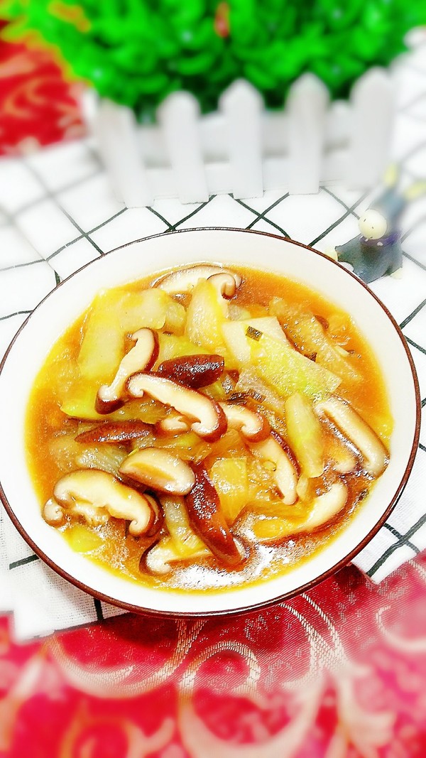 香菇燒冬瓜的做法-家常味炒菜譜-易網(wǎng)健康養(yǎng)生網(wǎng) 香菇燒冬瓜的做法-家常味炒菜譜