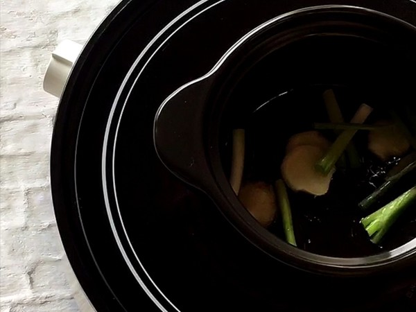 番茄金針菇豆腐的做法-咸鮮味煮菜譜