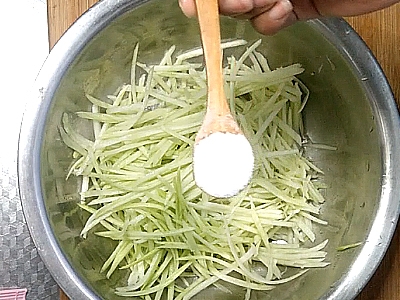 涼拌芥蘭的做法-咸鮮味拌菜譜-易網(wǎng)健康養(yǎng)生網(wǎng) 涼拌芥蘭的做法-咸鮮味拌菜譜