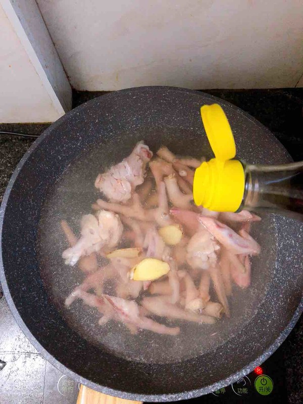 醬香啤酒鹵味的做法-香辣味燒菜譜-易網(wǎng)健康養(yǎng)生網(wǎng) 醬香啤酒鹵味的做法-香辣味燒菜譜