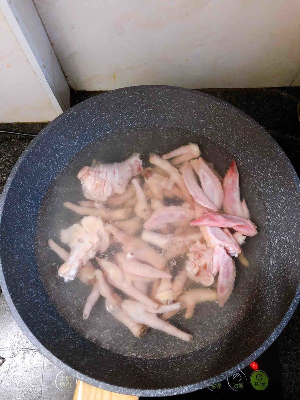 醬香啤酒鹵味的做法-香辣味燒菜譜-易網(wǎng)健康養(yǎng)生網(wǎng) 醬香啤酒鹵味的做法-香辣味燒菜譜