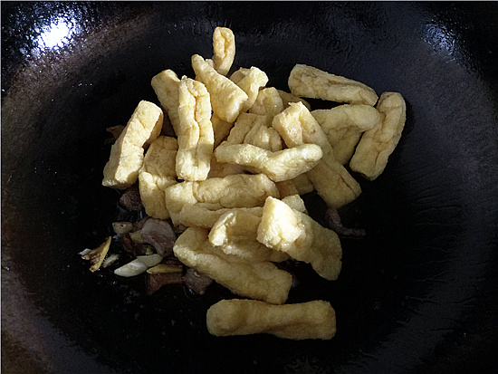 家鄉(xiāng)豆腐的做法-咸鮮味炒菜譜-易網健康養(yǎng)生網 家鄉(xiāng)豆腐的做法-咸鮮味炒菜譜