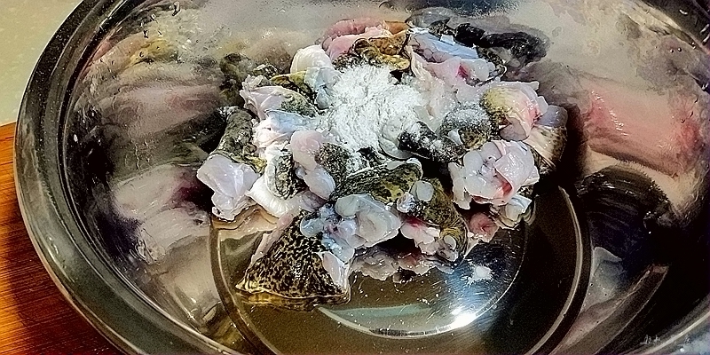 水煮魚蛙的做法-麻辣味煮菜譜-易網健康養生網 水煮魚蛙的做法-麻辣味煮菜譜