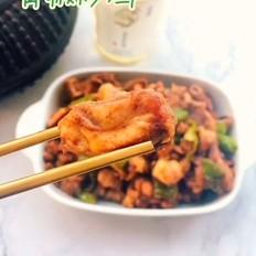 青椒炒雞的做法-咸鮮味炒菜譜