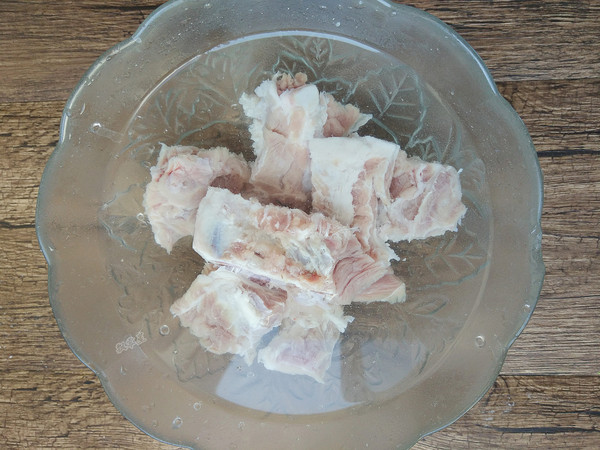 新奧爾良風味烤排骨的做法-家常味烤菜譜-易網<a href=http://www.weilaijie.cn/ target=_blank class=infotextkey>健康養生</a>網 新奧爾良風味烤排骨的做法-家常味烤菜譜