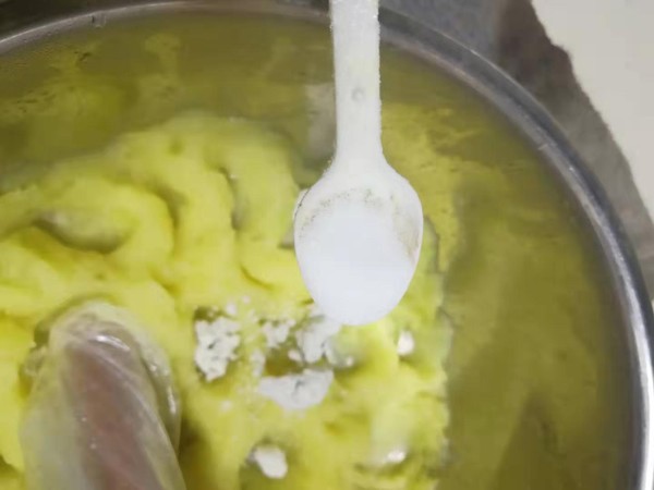 湖北武穴特色－自制Q彈土豆丸子的做法-家常味煮菜譜