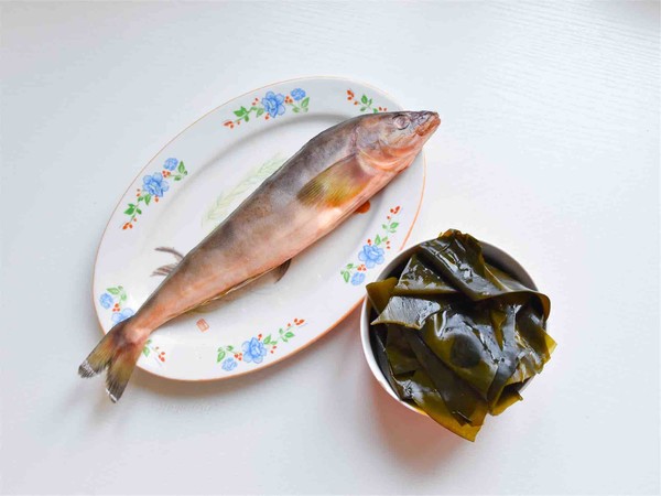 海帶燉魚的做法-咸鮮味燉菜譜