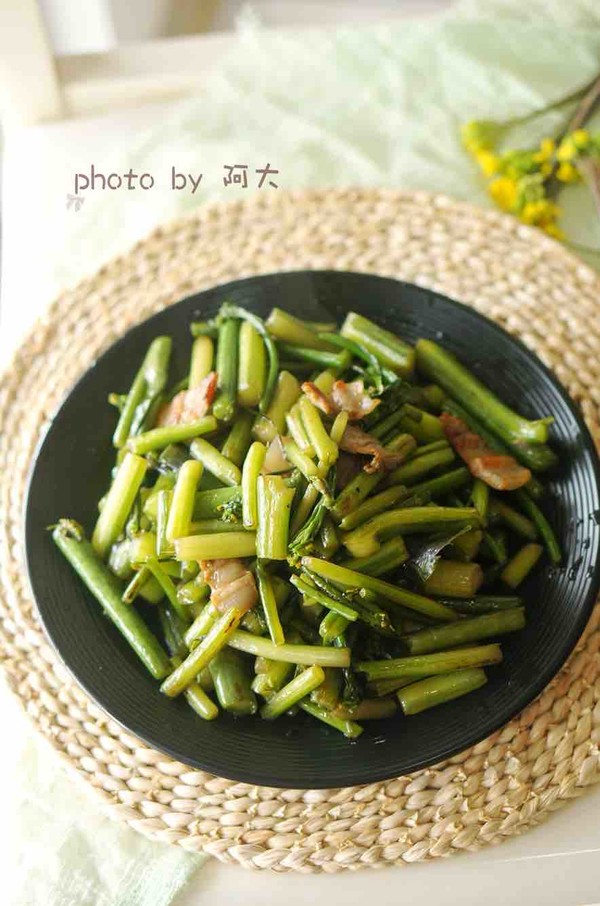 炒紅菜苔的做法-咸鮮味炒菜譜-易網健康養生網 炒紅菜苔的做法-咸鮮味炒菜譜