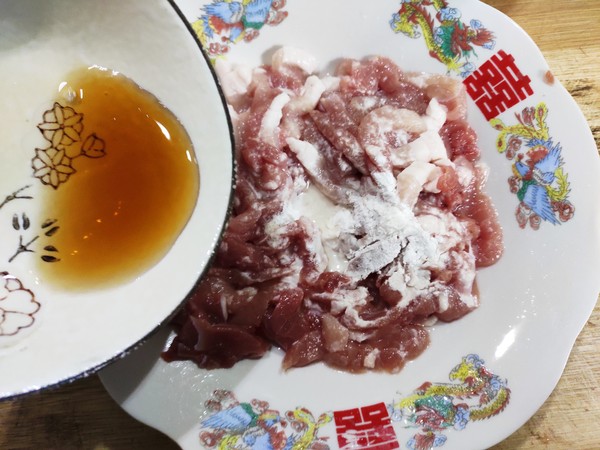 家常炒面的做法-家常味炒菜譜-易網<a href=http://www.weilaijie.cn/ target=_blank class=infotextkey>健康養生</a>網 家常炒面的做法-家常味炒菜譜