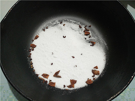 香辣鹵牛肉的做法-香辣味鹵菜譜-易網(wǎng)健康養(yǎng)生網(wǎng) 香辣鹵牛肉的做法-香辣味鹵菜譜
