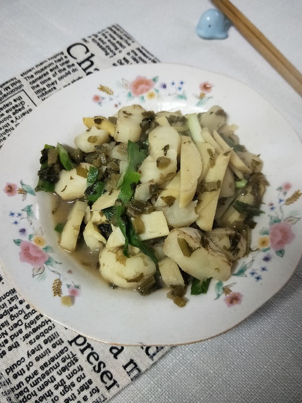 雪菜冬筍炒馬蹄的做法-咸鮮味炒菜譜-易網健康養生網 雪菜冬筍炒馬蹄的做法-咸鮮味炒菜譜