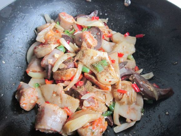 爆炒面肺子的做法-香辣味炒菜譜-易網健康養生網 爆炒面肺子的做法-香辣味炒菜譜