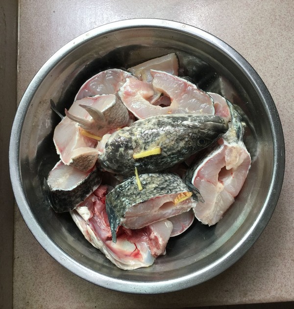 肥腸煮黑魚的做法-香辣味煮菜譜-易網健康養生網 肥腸煮黑魚的做法-香辣味煮菜譜
