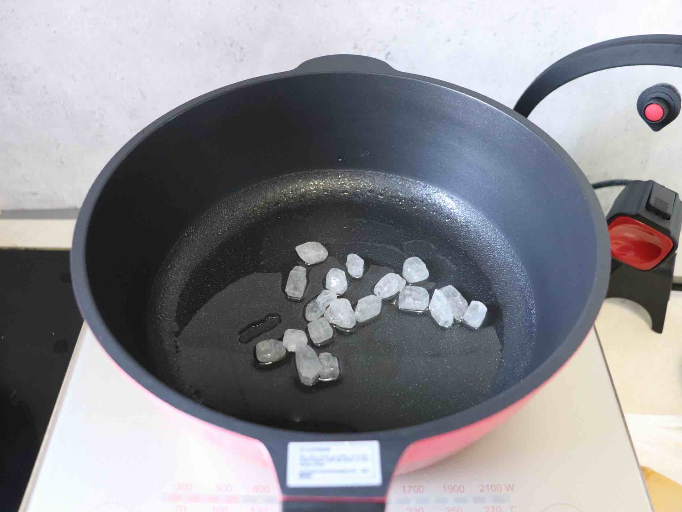 簡單易學的美味紅燒豬蹄的做法-家常味燒菜譜-易網(wǎng)健康養(yǎng)生網(wǎng) 簡單易學的美味紅燒豬蹄的做法-家常味燒菜譜