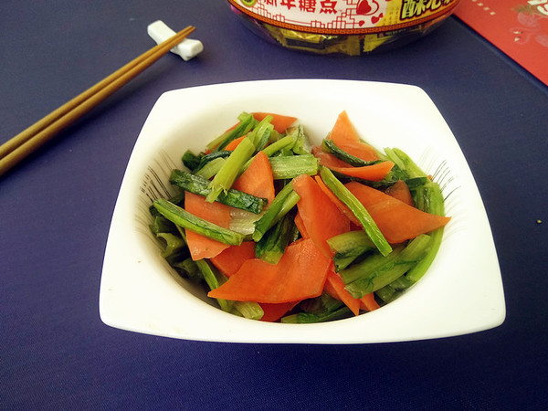 胡蘿卜炒油麥菜的做法-家常味炒菜譜-易網(wǎng)健康養(yǎng)生網(wǎng) 胡蘿卜炒油麥菜的做法-家常味炒菜譜