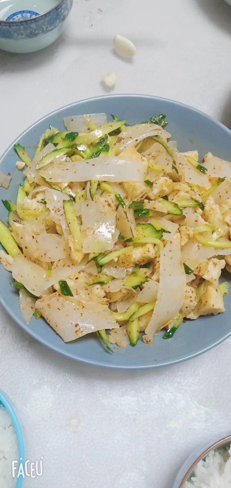 自制涼皮的做法-酸辣味拌菜譜-易網健康養生網 自制涼皮的做法-酸辣味拌菜譜
