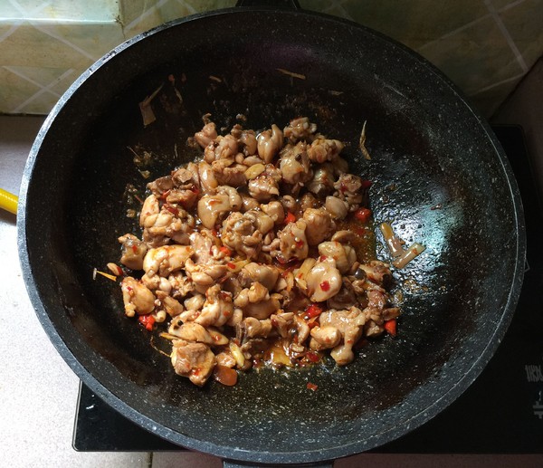 家常大盤雞的做法-香辣味煮菜譜-易網健康養生網 家常大盤雞的做法-香辣味煮菜譜
