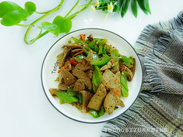 小炒羊肝的做法-咸鮮味炒菜譜-易網健康養生網 小炒羊肝的做法-咸鮮味炒菜譜