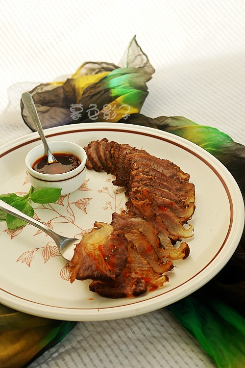 醬牛腱子的做法-醬香味煮菜譜-易網(wǎng)健康養(yǎng)生網(wǎng) 醬牛腱子的做法-醬香味煮菜譜
