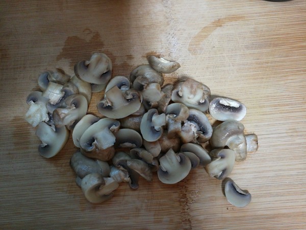木耳口蘑熘豆腐的做法-家常味熘菜譜-易網(wǎng)<a href=http://www.weilaijie.cn/ target=_blank class=infotextkey>健康養(yǎng)生</a>網(wǎng) 木耳口蘑熘豆腐的做法-家常味熘菜譜