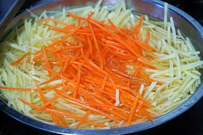 素炒土豆絲的做法-家常味炒菜譜-易網(wǎng)健康養(yǎng)生網(wǎng) 素炒土豆絲的做法-家常味炒菜譜