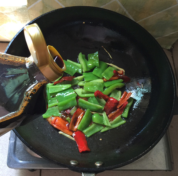 紫蘇煎雞蛋的做法-家常味煎菜譜-易網健康養生網 紫蘇煎雞蛋的做法-家常味煎菜譜