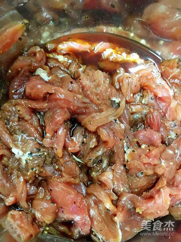 洋蔥黑椒牛肉的做法-黑椒味炒菜譜