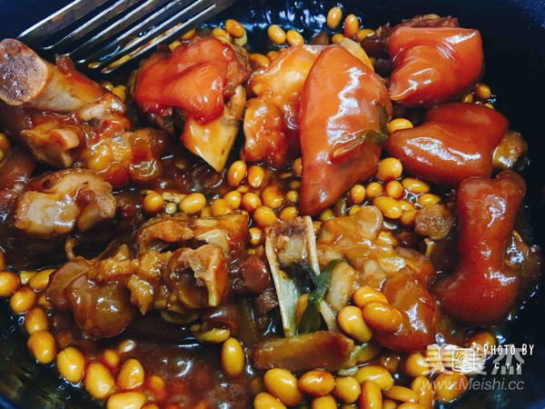 滿滿膠原蛋白的黃豆燜豬蹄的做法-醬香味燜菜譜-易網健康養生網 滿滿膠原蛋白的黃豆燜豬蹄的做法-醬香味燜菜譜